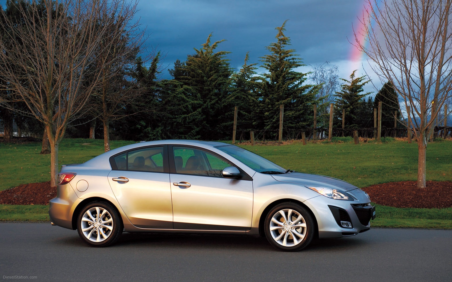 Mazda 3 Sedan 2010